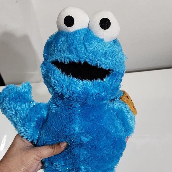 Isaac Mizrahi x Sesame Street Cookie Monster Glitter Stuffed Animal Plush Toy - Picture 4 of 13